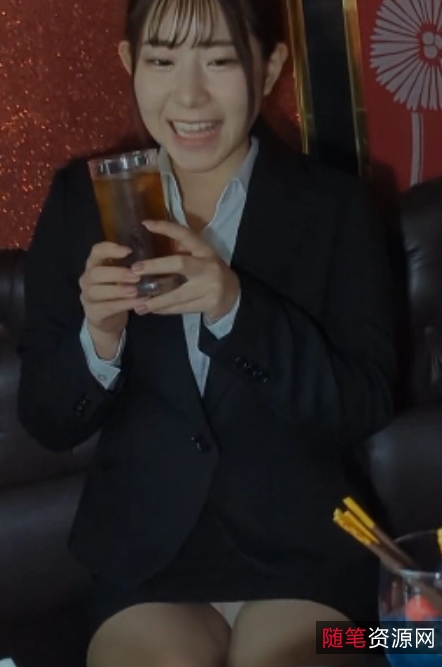 FC2omocci22紧身瑜伽教学合集58v60.4G细骨架黑长直汗湿背心喘气扯裤腰仰拍晃浪