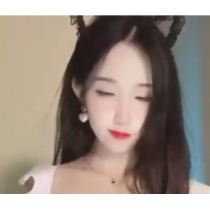 快手草帽浴室黑手套热舞9V262M超顶视角