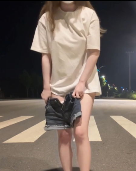 洛淼淼推特定制展示13部2.3G绝赞